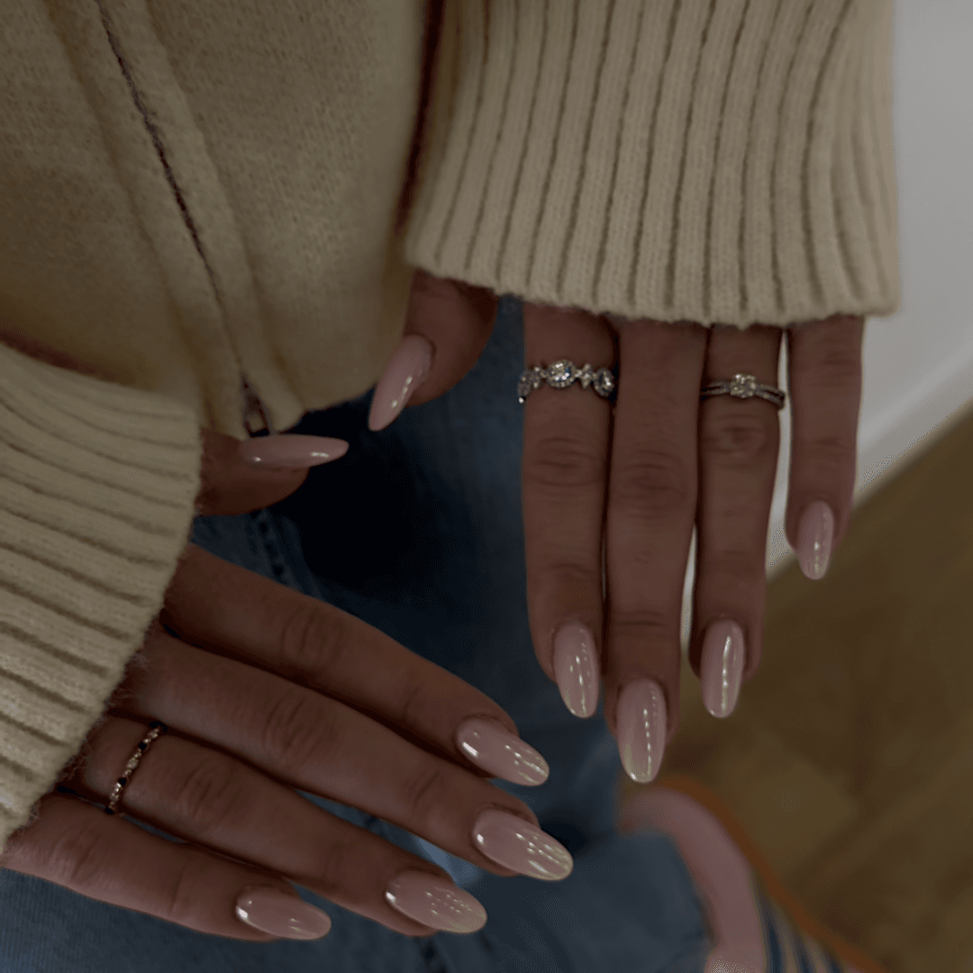 Queennails — post 1